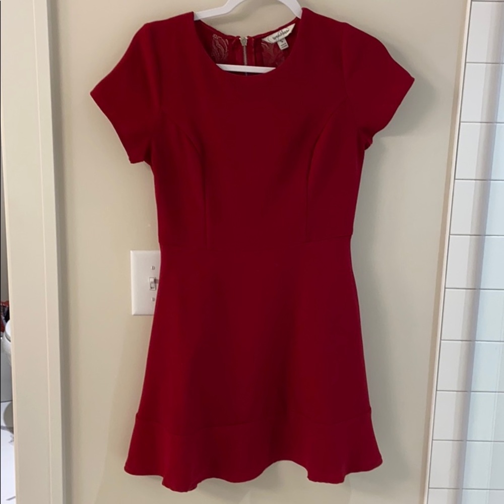 Women’s red short sleeve dress